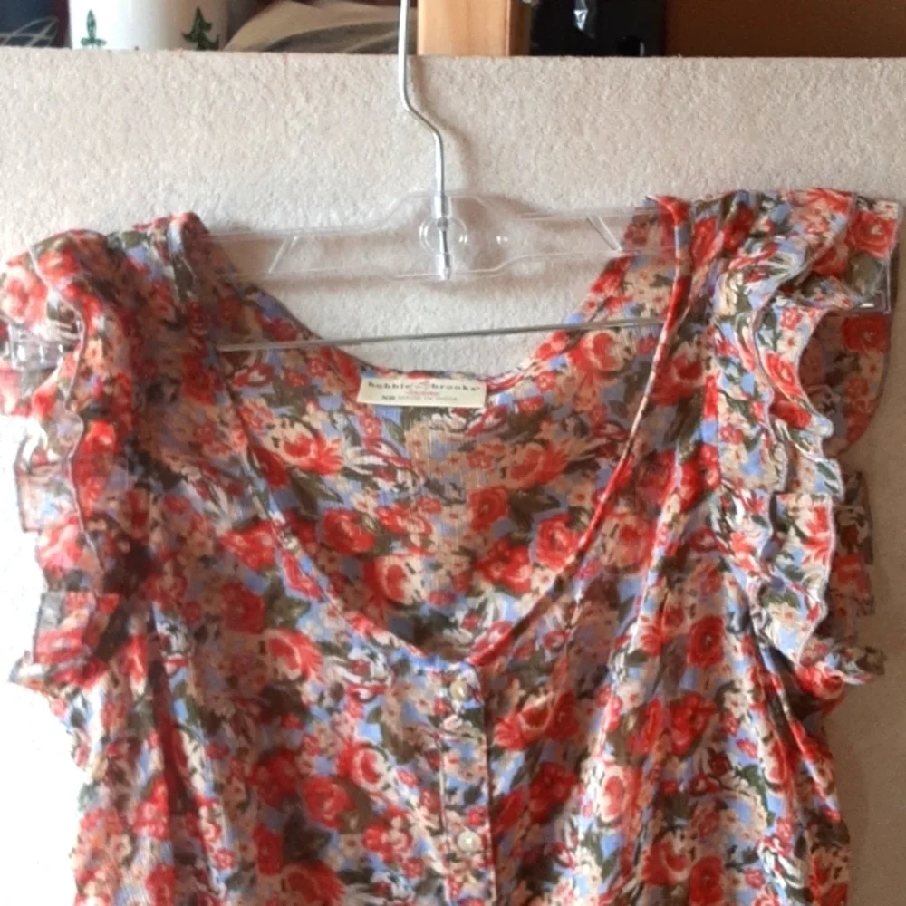 Floral Ruffle Sleeve Blouse (Bobbie Brooks)
